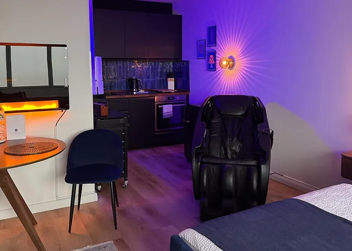 CuxHeaven - modernes Studio-Apartment direkt am Meer mit Pool, Sauna und Massage Cuxhaven